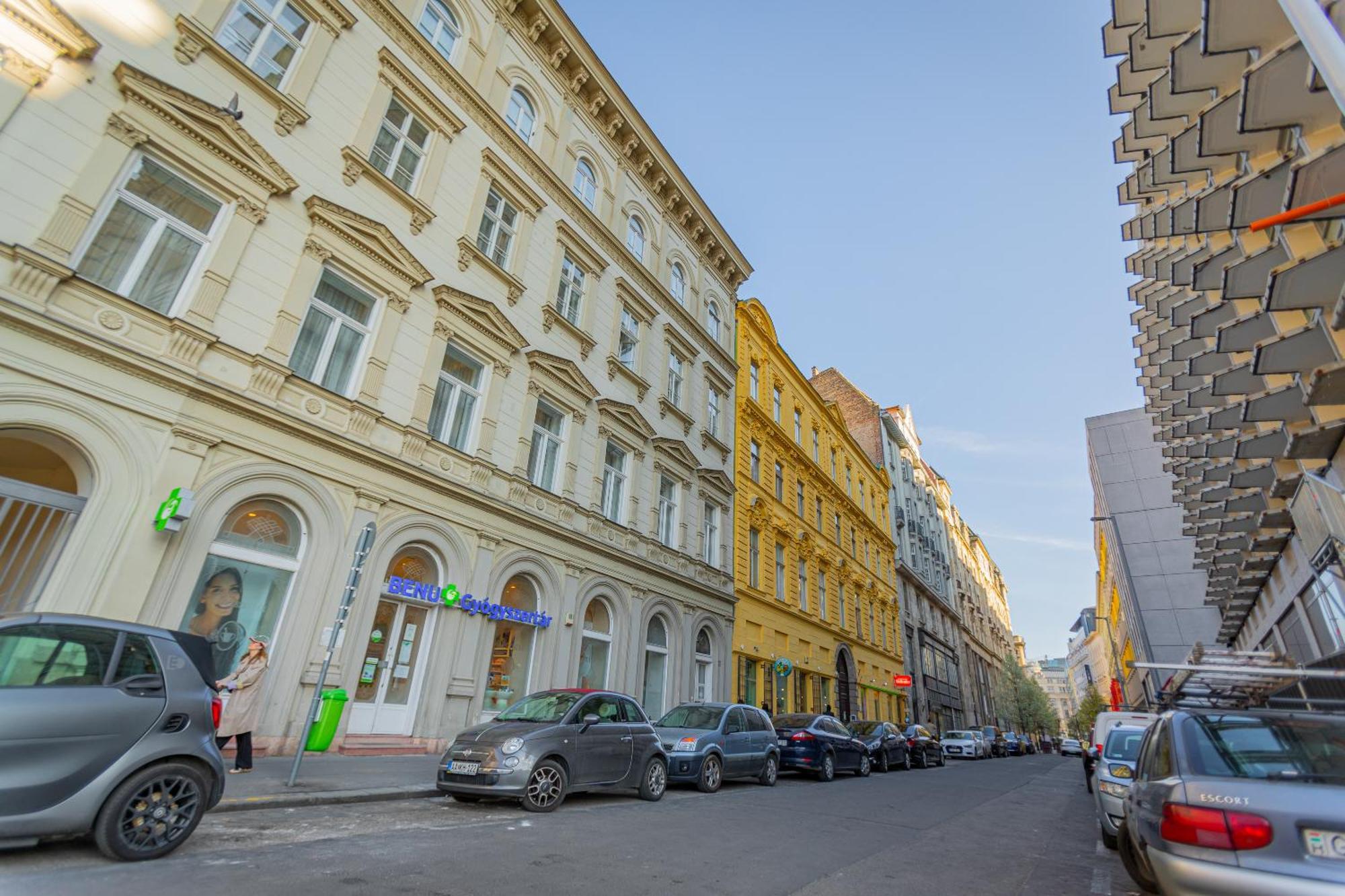 Dorotea - Cosy Home In The Heart Of Будапеща Екстериор снимка